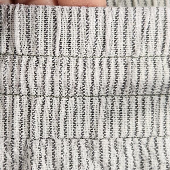 Anne Klein Cropped Linen/Cotton Pants Women L Gray/White Micro Stripe Pockets - Picture 7 of 14